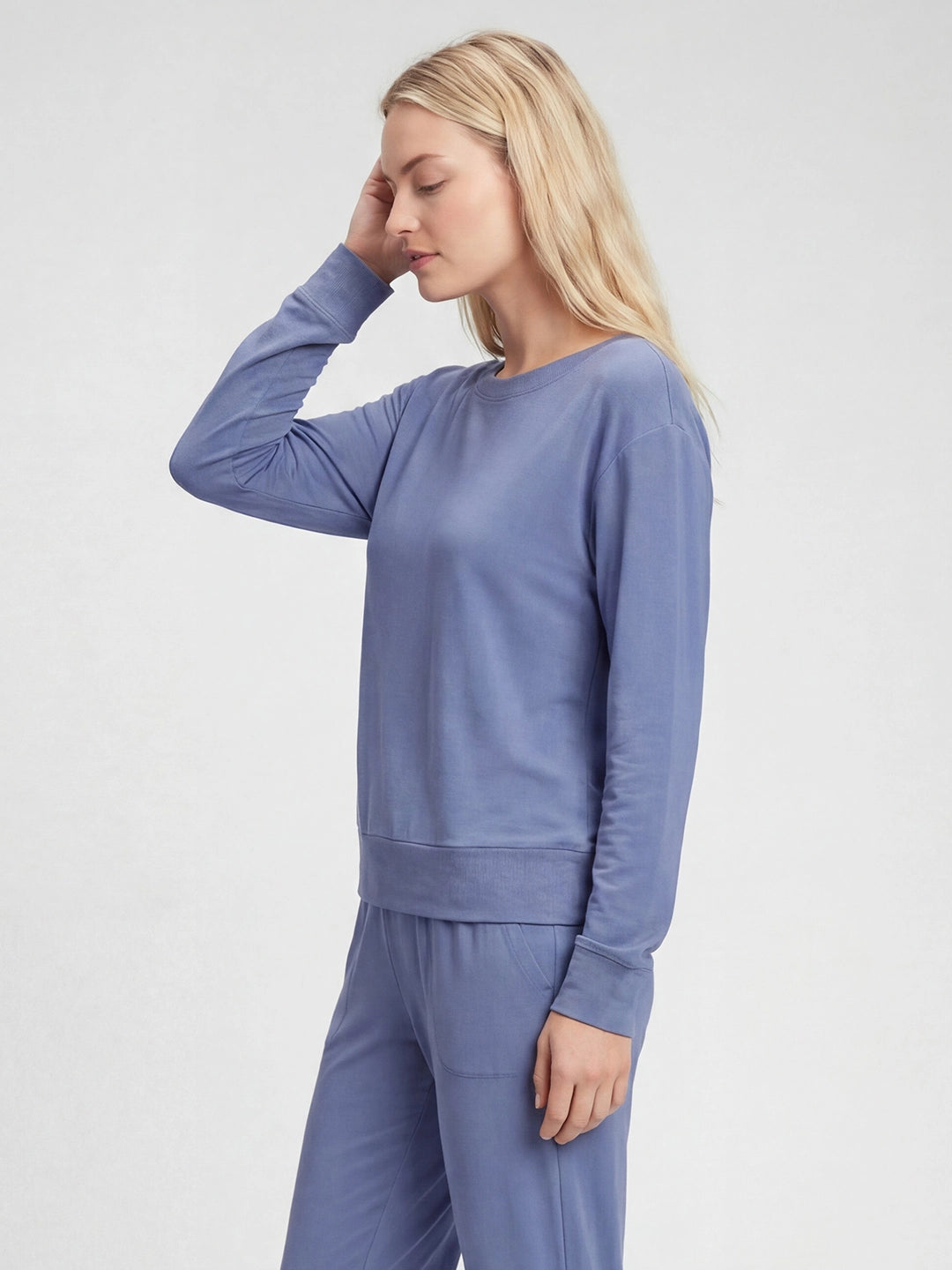 Breathable Soft Touch Long-Sleeve  Loungewear Top