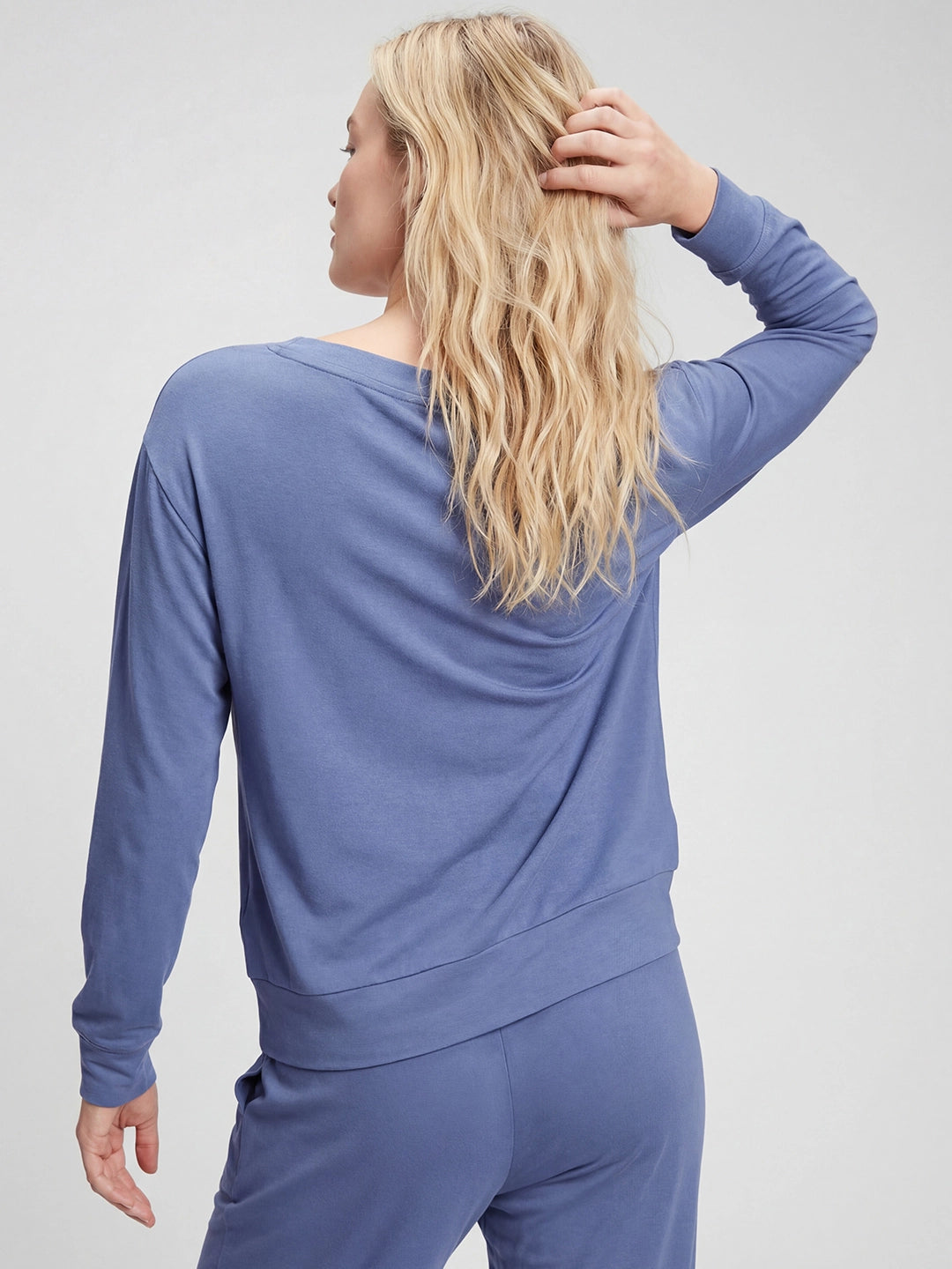 Breathable Soft Touch Long-Sleeve  Loungewear Top